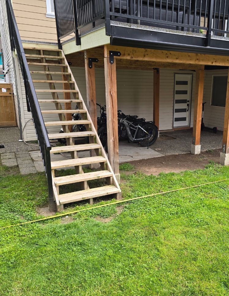 outdoor deck and stairs in Abbotsford, BC